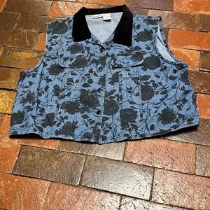 Capacity XL Floral Denim Vest with Black Collar